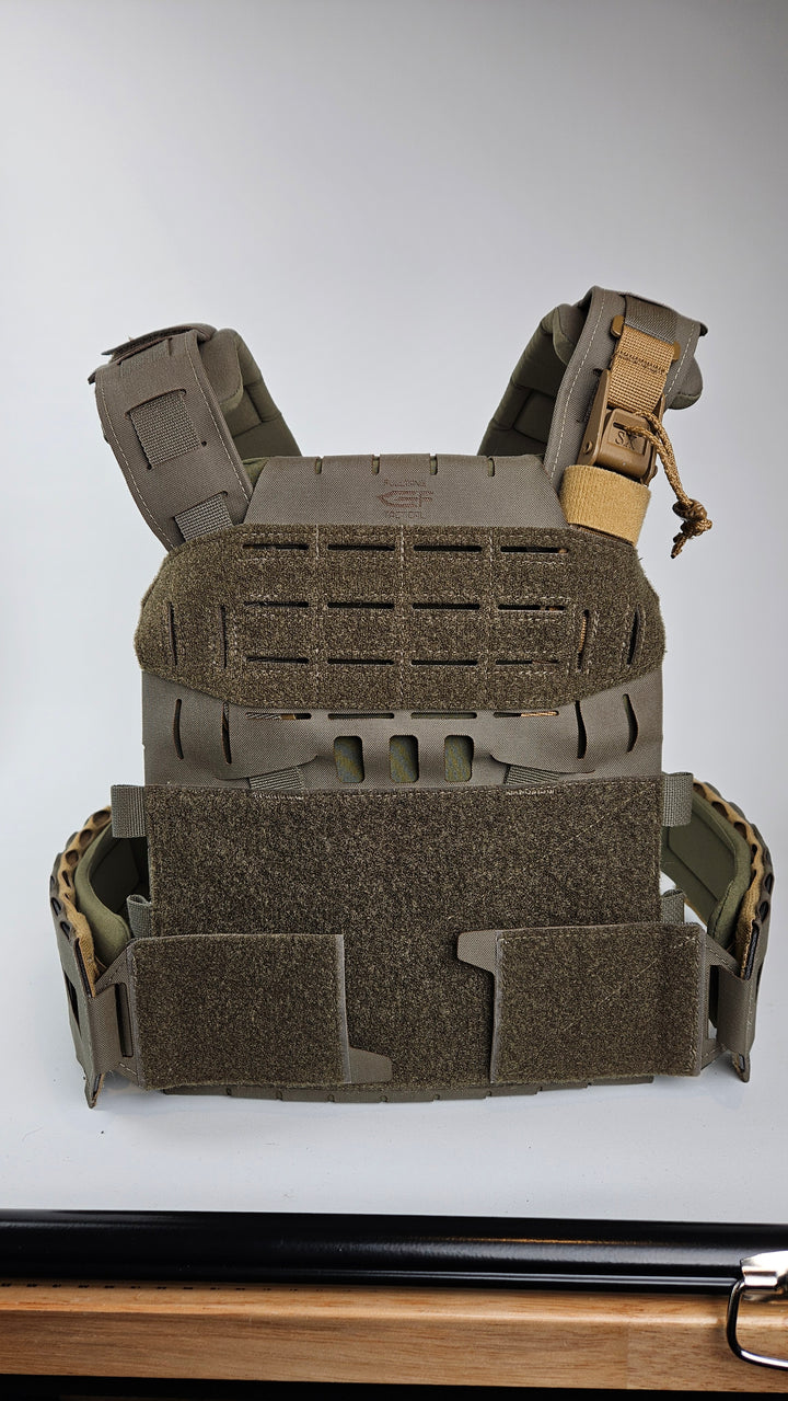 Antithesis Shoulder Harness Quick-Release Adapter