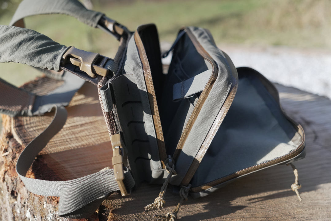 Pioneer Chest Rig Black / Standard Reverse Coil