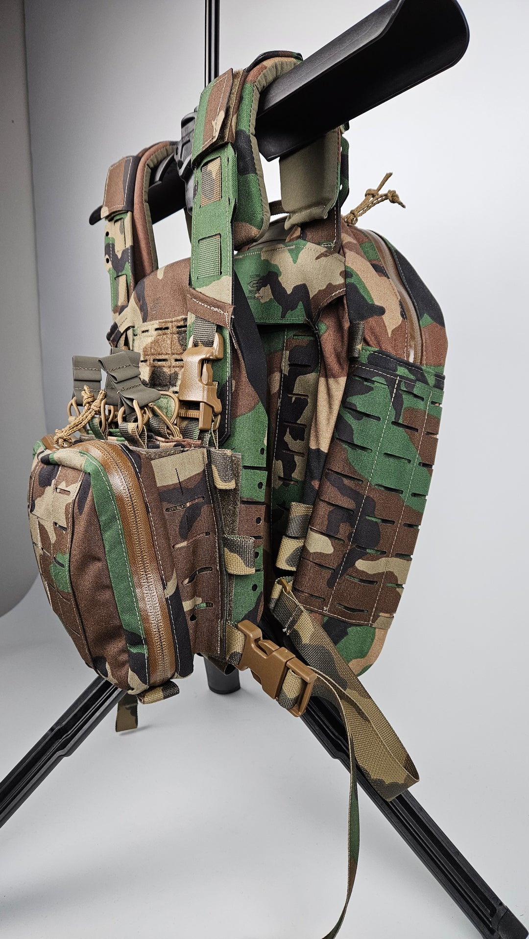Antithesis™ Plate Carrier